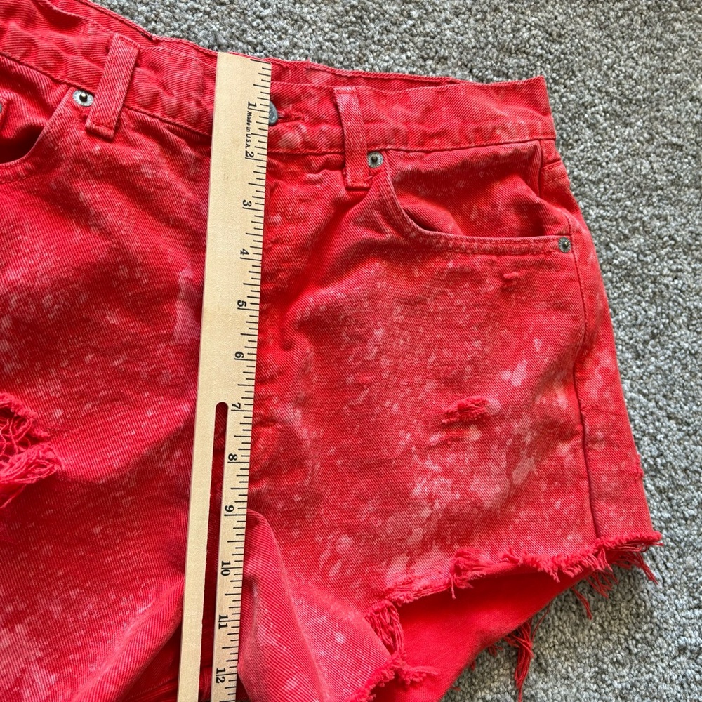 vintage Calvin Klein jeans shorts womens 13 red bleached distressed holy cut off - Picture 11 of 12